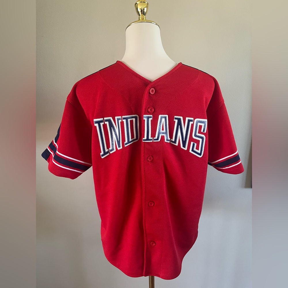Vintage 1990s Starter Cleveland Indians jersey- large
